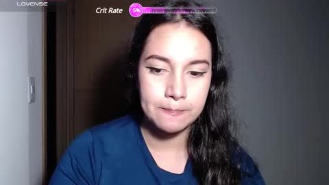 Snapshot of v_vennus chatting on 02-11-25, 07:02 Vennus online show from 02-11-25, 07:02