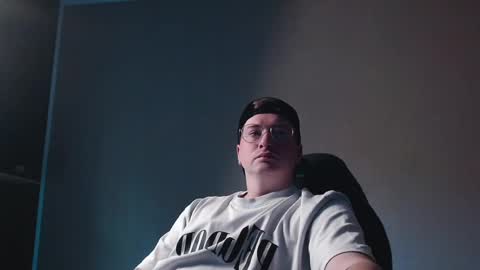 vacation__ online show from 05-04-26, 03:30