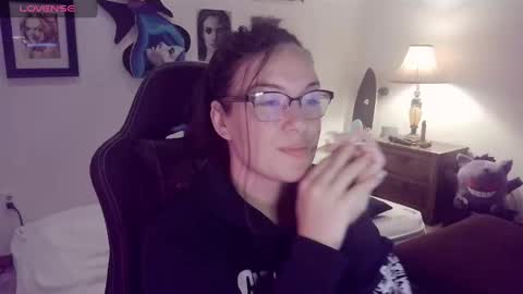 vagelicious online show from 10-06-25, 12:02