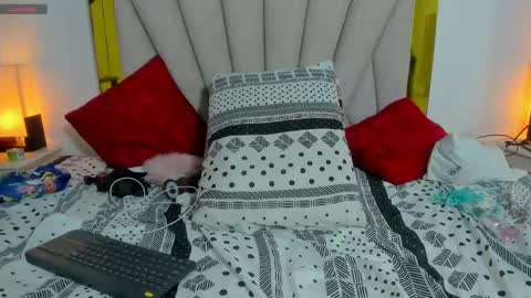 vahioleth  online show from 12-19-24, 09:18