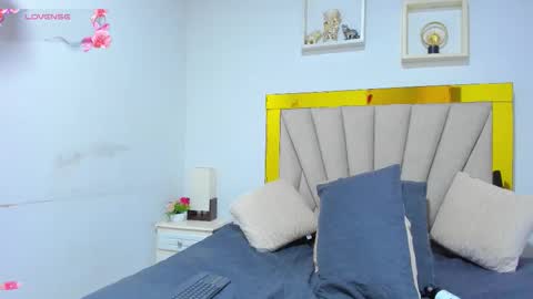 vahioleth  online show from 10-22-25, 02:56