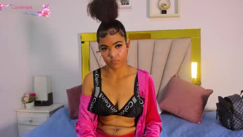 vahioleth  online show from 10-25-25, 03:03