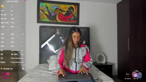 Snapshot of vahiolet_smith chatting on 10-26-25, 03:34 Vahiolet smith online show from 10-26-25, 03:34