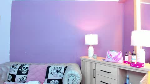 Vaiolet Harris online show from 07-22-26, 11:46