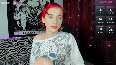 Snapshot of vailyreb chatting on 12-06-24, 01:40 Marin online show from 12-06-24, 01:40