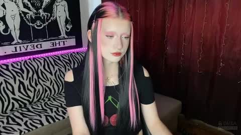 Snapshot of vailyreb chatting on 02-19-25, 09:06 Marin online show from 02-19-25, 09:06