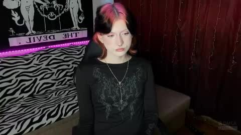 Snapshot of vailyreb chatting on 02-21-25, 02:38 Marin online show from 02-21-25, 02:38