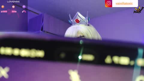 Snapshot of vainilla_l chatting on 10-03-25, 01:35 Vainilla Independent model online show from 10-03-25, 01:35