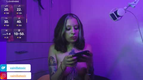 Vainilla Independent model online show from 02-03-26, 02:53