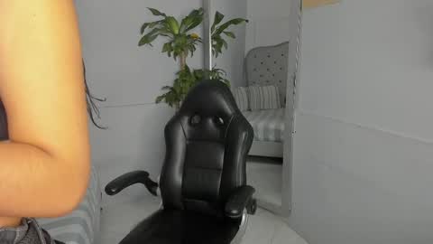Vaioleth online show from 04-24-26, 11:34