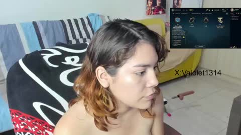 Snapshot of vaioletuwu chatting on 01-26-25, 06:38 Vaiolet1314 online show from 01-26-25, 06:38