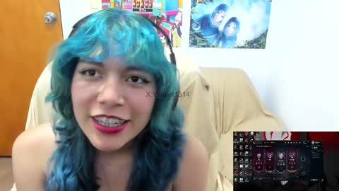 Snapshot of vaioletuwu chatting on 10-01-25, 03:34 Vaiolet1314 online show from 10-01-25, 03:34