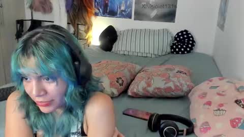 Vaiolet1314 online show from 12-05-25, 04:43