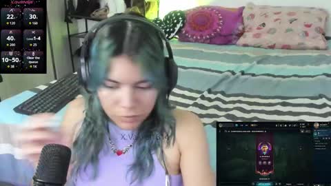 Vaiolet1314 online show from 01-12-26, 02:06