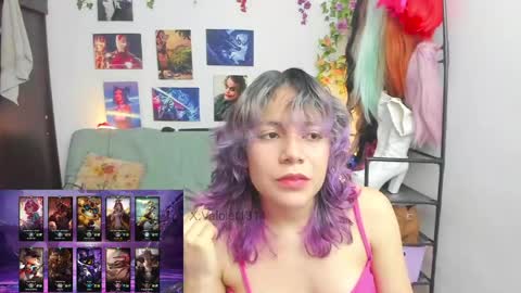 Snapshot of vaioletuwu chatting on 05-15-26, 01:56 Vaiolet1314 online show from 05-15-26, 01:56