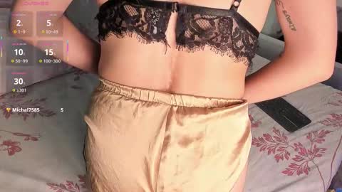 Snapshot of val_oconner chatting on 11-28-25, 03:09 val_oconner online show from 11-28-25, 03:09