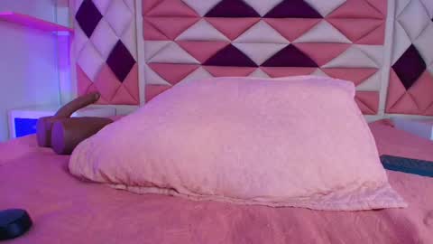 Valentina online show from 09-26-25, 07:18