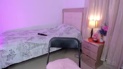 HI IM NEW online show from 02-22-25, 08:20