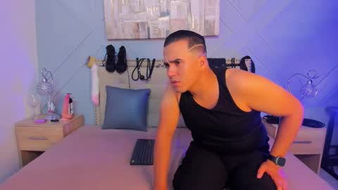 Samantha y Matt online show from 09-12-25, 04:34