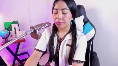 Snapshot of valecute_ chatting on 06-11-26, 08:51 Vale online show from 06-11-26, 08:51