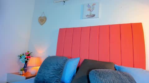 VALENTINA  3 online show from 10-20-25, 12:05