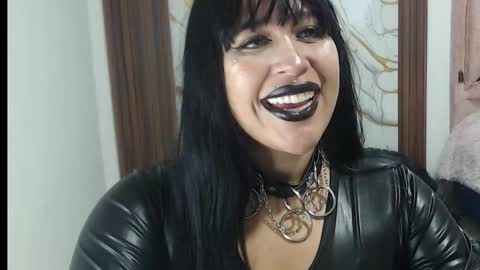 valen_ross7 online show from 03-12-26, 05:52