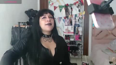 valen_ross7 online show from 07-04-26, 01:01