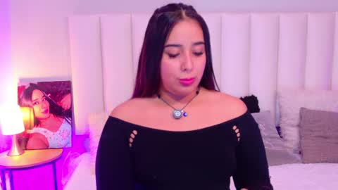 Snapshot of valen_scott_ chatting on 06-16-26, 12:08 Valen Scott online show from 06-16-26, 12:08