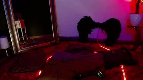 Snapshot of valengray chatting on 01-12-25, 10:01 Valen online show from 01-12-25, 10:01