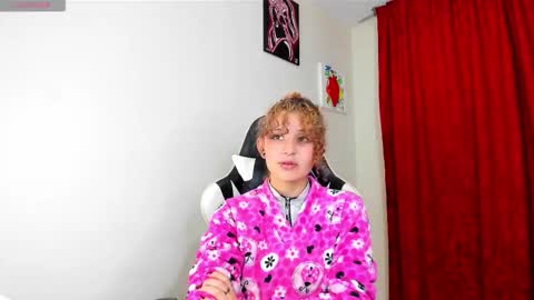 Valentina online show from 09-09-25, 02:44