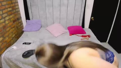 Snapshot of valenthottie chatting on 01-08-26, 01:41 Valentina online show from 01-08-26, 01:41