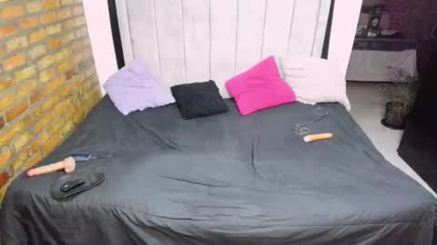 Valentina online show from 05-01-26, 02:49
