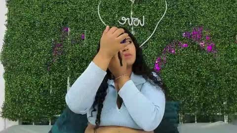 Valentina online show from 11-24-25, 08:41