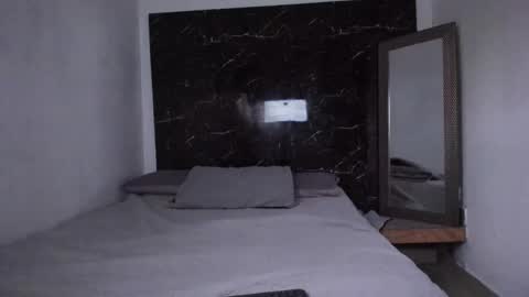 Snapshot of valentina__gonzalez chatting on 10-22-25, 07:57 valentina__gonzalez online show from 10-22-25, 07:57