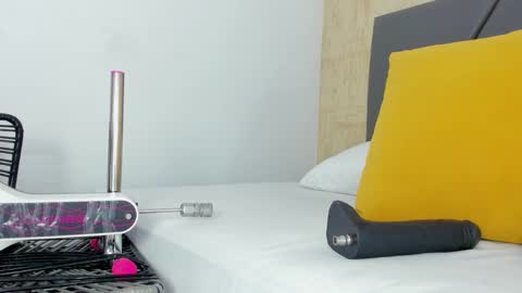 Snapshot of valentina_diiaz chatting on 11-08-25, 01:55 Velentina online show from 11-08-25, 01:55