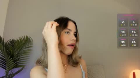 VALENTINA  online show from 10-29-25, 11:28