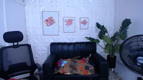 Valentina  online show from 03-19-26, 07:07