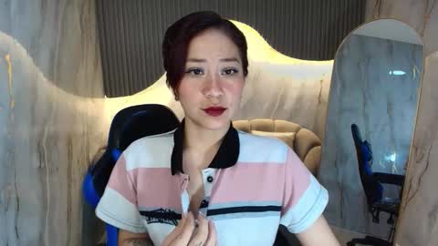 Valentina online show from 11-18-25, 03:12