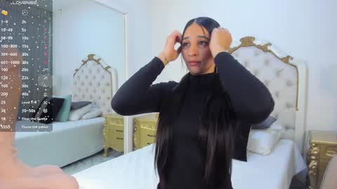 Snapshot of valentina_ross_ chatting on 02-04-25, 12:11 Valentina  online show from 02-04-25, 12:11