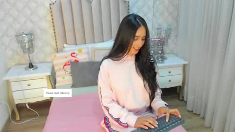 Valentina  online show from 04-11-26, 02:27