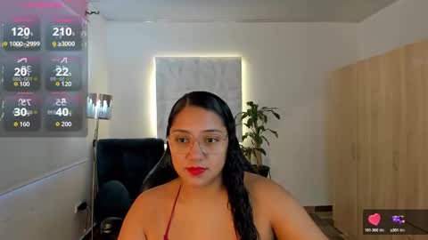 Snapshot of valentina_xx69 chatting on 09-17-25, 02:08 Valentina online show from 09-17-25, 02:08