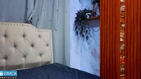 Snapshot of valentinaa_07 chatting on 04-28-26, 02:38 valentinaa_07 online show from 04-28-26, 02:38