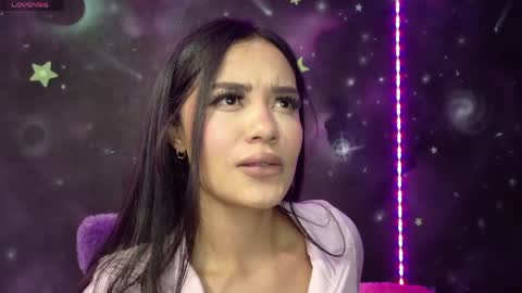 valentinarojass_ online show from 04-27-26, 05:22