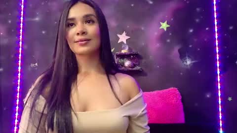 valentinarojass_ online show from 06-11-26, 06:39