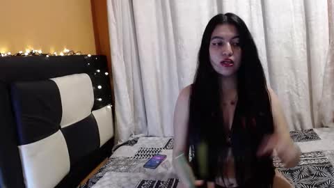 Snapshot of valentinasmith18 chatting on 03-05-26, 12:39 valentinasmith18 online show from 03-05-26, 12:39