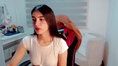 Valentina  online show from 03-06-26, 01:46