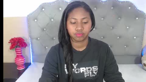 Snapshot of valentinavega18x chatting on 11-10-25, 03:05 valentina vega online show from 11-10-25, 03:05