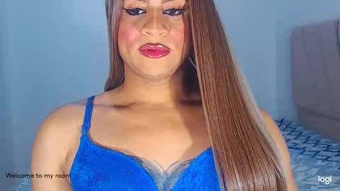 VALENTINA   online show from 01-12-26, 07:19