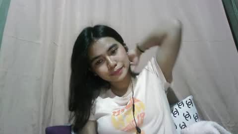 Snapshot of valentine_64 chatting on 06-01-26, 05:58 Valentine online show from 06-01-26, 05:58