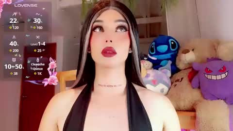 Snapshot of valentinne_marian chatting on 02-16-25, 10:43 Marian online show from 02-16-25, 10:43